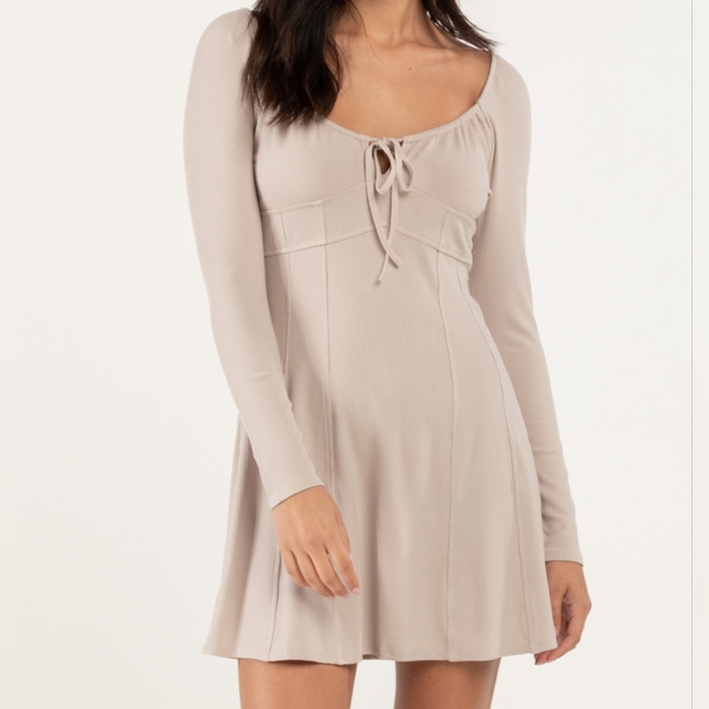 West Of Melrose Emma Corset Mini Dress in Chalk, Ribbed & Stretchy, Neutral EUC!